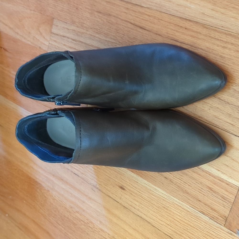 1.State Leather Olive Green ankle boots